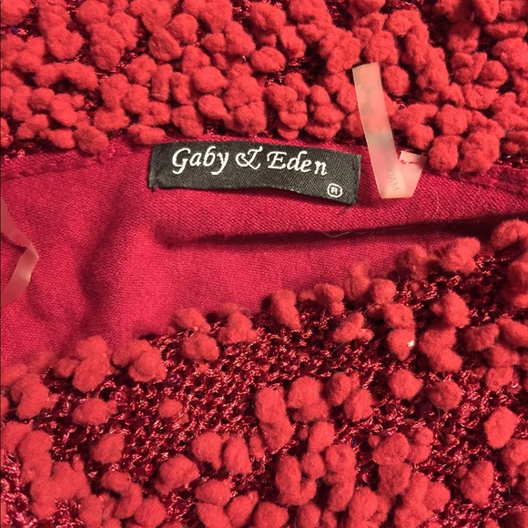 Gabi & Eden shall/cowl sweater - Picture 5 of 6